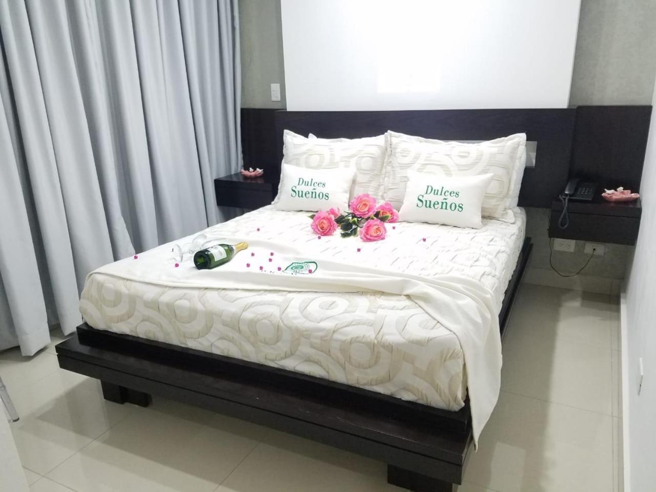 Green Palace Hotel Moca Bagian luar foto